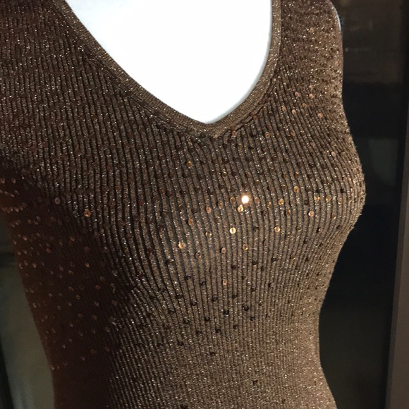 NWT Studio V Sequined Tank Top Size Small - Picture 2 of 4